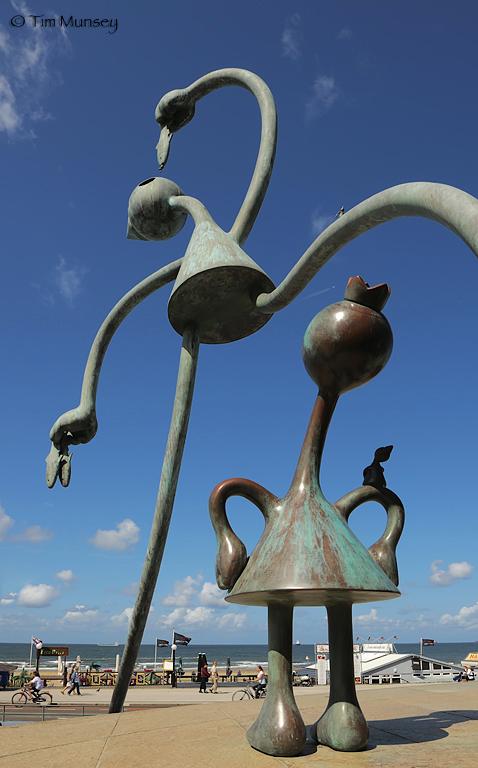 Scheveningen sculpture_4.jpg